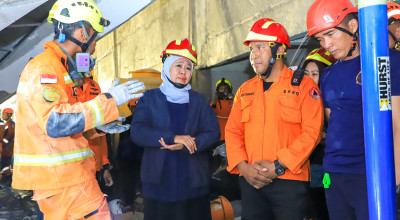 Bangunan Ponpes Al Khoziny Sidoarjo Ambruk, Pemprov Jatim Buka Crisis Center