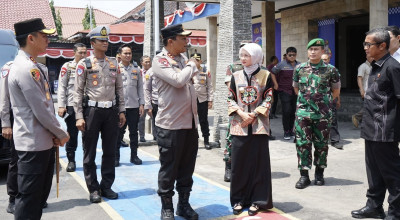 Kapolda Jatim Tinjau Kerusakan Imbas Kerusuhan di Kota Kediri