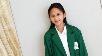 Lala dari Manggarai Barat Raih KIPK di Unusa