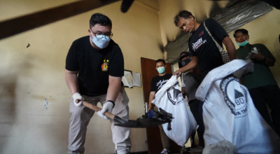 Bupati Kediri Beri Batas Waktu Pengembalian Barang Jarahan Hingga Besok