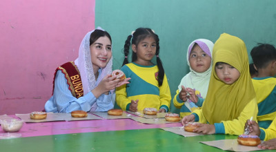 Kunjungi PAUD di Trenggalek, Novita Ajak Anak Gemar Membaca Lewat Dongeng