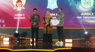 Pemkab Trenggalek Raih 2 Penghargaan dalam Gebyar Ekonomi Syariah FESyar 2025