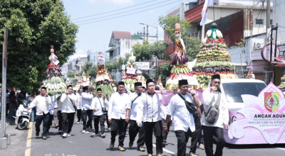 Festival Ancak Agung Jember Pecahkan Rekor MURI, Arak 449 Gunungan Hasil Bumi