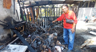 Kebakaran Hanguskan Dua Rumah Warga Lamongan, Kerugian Capai Ratusan Juta