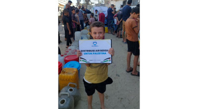Solidaritas untuk Gaza, Teman Baik Salurkan Air di Tengah Krisis