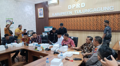 Bupati Tulungagung Berjanji Membawa Masalah Warga ke DPR RI