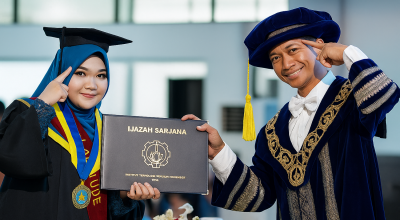 Davina dan Sabrina Jadi Wisudawan Termuda ITS, Lulus Sarjana di Usia 20 Tahun