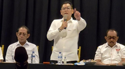 Adies Kadir dan Cak Ji Bela Warga Surabaya Lawan Klaim Lahan Pertamina