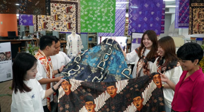 Rayakan Sumpah Pemuda 2025, Mahasiswa Surabaya Ciptakan Motif Batik dengan AI