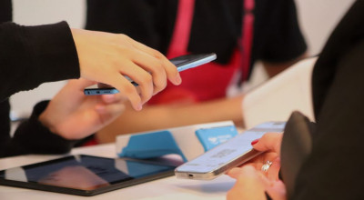 Survei Ungkap Kekhawatiran Warga Surabaya Saat Belanja Gadget Online