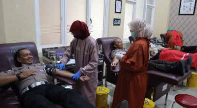 Hari Jadi ke-74 Humas Polri, Polres Tulungagung Gelar Donor Darah