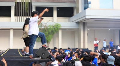 Kolaborasi UKM Untag Surabaya Semarakkan Expo 2025, Kreativitas dan Nasionalisme