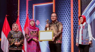 Catat Nilai Realisasi Investasi Rp37,9 Triliun, Gresik Raih Investment Award Jatim 2024