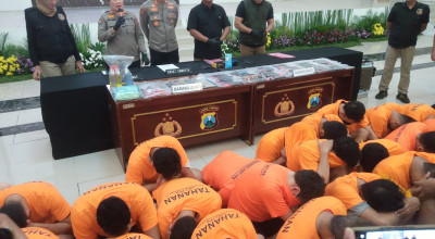 Peran Para Pelaku Seks Sesama Jenis di Surabaya: Ada Pendana hingga Admin