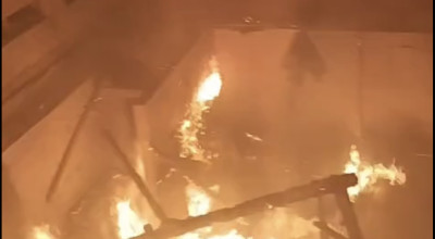 6 Rumah di Ngampel Surabaya Terbakar, Diduga Akibat Korsleting Listrik