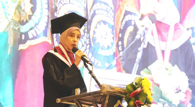 Cerita Haru Sondos Shnewra, Mahasiswa Gaza yang Lulus Cumlaude di Surabaya