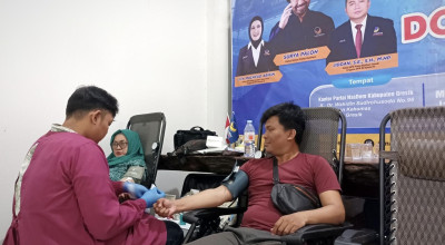 DPD NasDem Gresik Gelar Cek Kesehatan Gratis dan Donor Darah