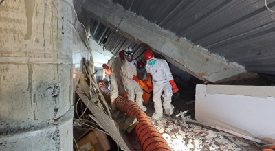 Tim SAR Kembali Evakuasi Tiga Jenazah dari Reruntuhan Ponpes Al Khoziny