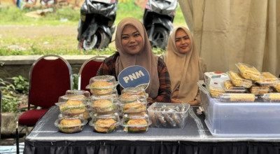 PNM Dukung UMKM Mekaar Ikuti Bazaar di Pro Futsal League 2025 Seri Malang