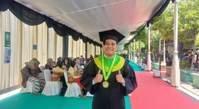 Ikut Wisuda Unisla Lamongan, SBY Dapat Gelar Sarjana Manajemen