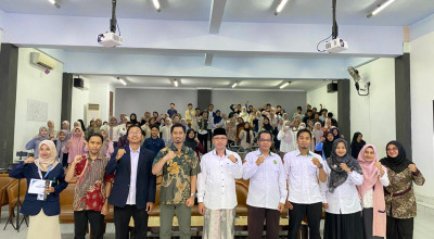 Melalui Seminar, UIN KHAS Jember Kupas Pemanfaatan AI Dalam Pembelajaran IPA