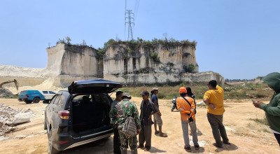 PLN Tinjau Sutet di Area Tambang Batu Kapur Lamongan, Rawan Longsor