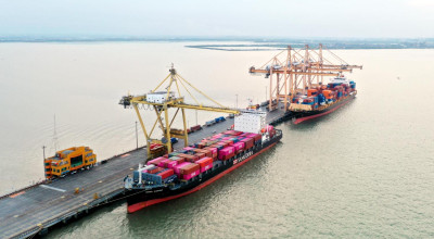 Meski Impor Terkoreksi, Arus Peti Kemas Internasional TPS Surabaya Tumbuh di Atas Target