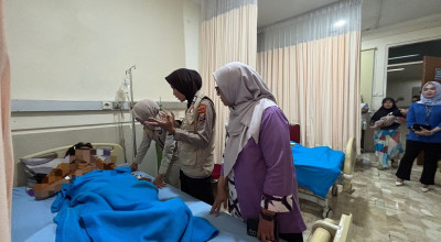 Polda Jatim dan Himpsi Beri Trauma Healing Korban Ponpes Al Khoziny Sidoarjo