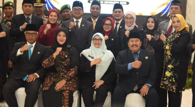 Hadiri PAW Anggota DPRD, Gus Qowim: Mari Perkuat Kebersamaan Membangun Kota Kediri