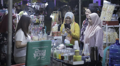 Jember Culture dan UMKM Viral, Diiringi Pementasan Budaya di Alun-alun