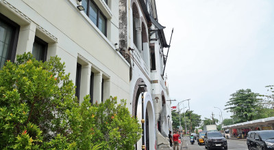 Kolaborasi Pemkot Surabaya dan IFG Life Hidupkan Gedung Singa dengan Teknologi Imersif