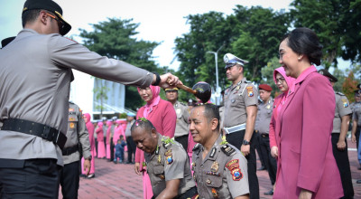 Kapolres Gresik Pimpin Kenaikan Pangkat 96 Personel Polri dan 5 ASN