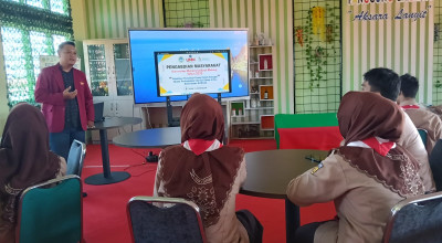Pelajar Lamongan Didorong Manfaatkan AI untuk Tumbuhkan Minat Menulis