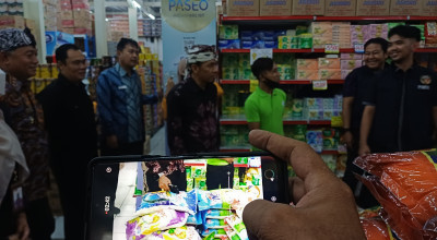 Sepekan Jelang Nataru, Satgas Pangan Lamongan Sidak Toserba dan Pasar Tradisional
