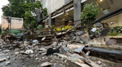 Bupati Lamongan: Perbaikan Ornamen Paduraksa Tunggu Masa Libur