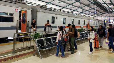 KAI Daop 7 Madiun Pastikan Tiket KA Masa Nataru Masih Tersedia, Simak Rinciannya