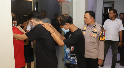 Polres Pelabuhan Tanjung Perak Amankan Kelompok Remaja Bersajam