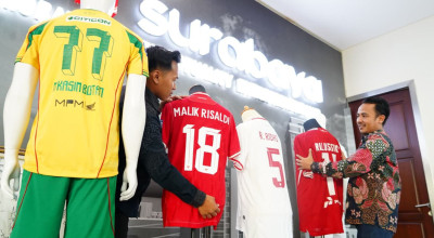 Lelang Jersey Rizky Ridho dkk, UM Surabaya Galang Dana Bencana Aceh-Sumut