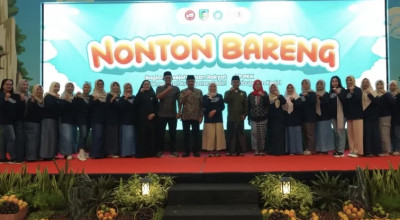 Peringati Hari Anak Sedunia 2025, Pemkab Kediri Nonton Bareng Anak Yatim