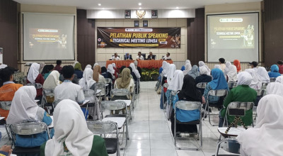 PWI Gresik Gelar Pelatihan Public Speaking dan Lomba VO, Dukung Potensi Pelajar