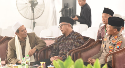 Cetak Generasi Qur’ani dari Kediri, Gus Qowim Hadiri Haflah Khatmil Qur’an PTQ Ma’unah Sari