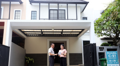 Graha Natura Surabaya Tawarkan Rumah Eksklusif dengan Kolam Renang Privat