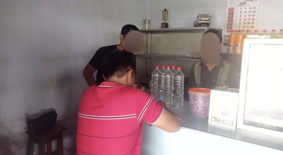 Polsek Pare Amankan Pedagang Miras Ilegal di Sumberbendo