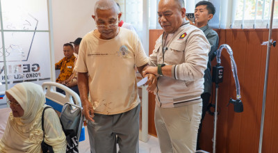 Peringati HUT Partai, Legislator Gerindra Surabaya Buka Layanan Kesehatan Gratis