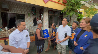 Aksi Nyata NasDem Surabaya pada Korban Kebakaran di Sukomanunggal