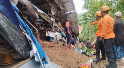 Kandang Ayam di Malang Roboh, 2 Pekerja Tewas Tertimpa Struktur Bangunan