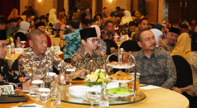 Hadiri Sarasehan, Pemkab Trenggalek Mengkaji Penerbitan Obligasi Daerah