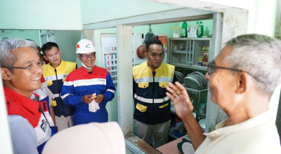 Gas Bumi Hemat Biaya Produksi UMKM Otak-otak Bandeng Lamongan