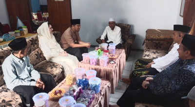 Miliki Nilai Historis, Wagub Emil Rayakan Lebaran Ketupat di Trenggalek