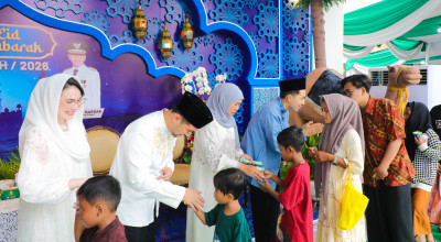 Antusias Ribuan Warga Jatim Sambut Idul Fitri 1447 H di Grahadi